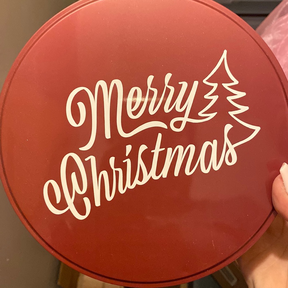 Christmas tin